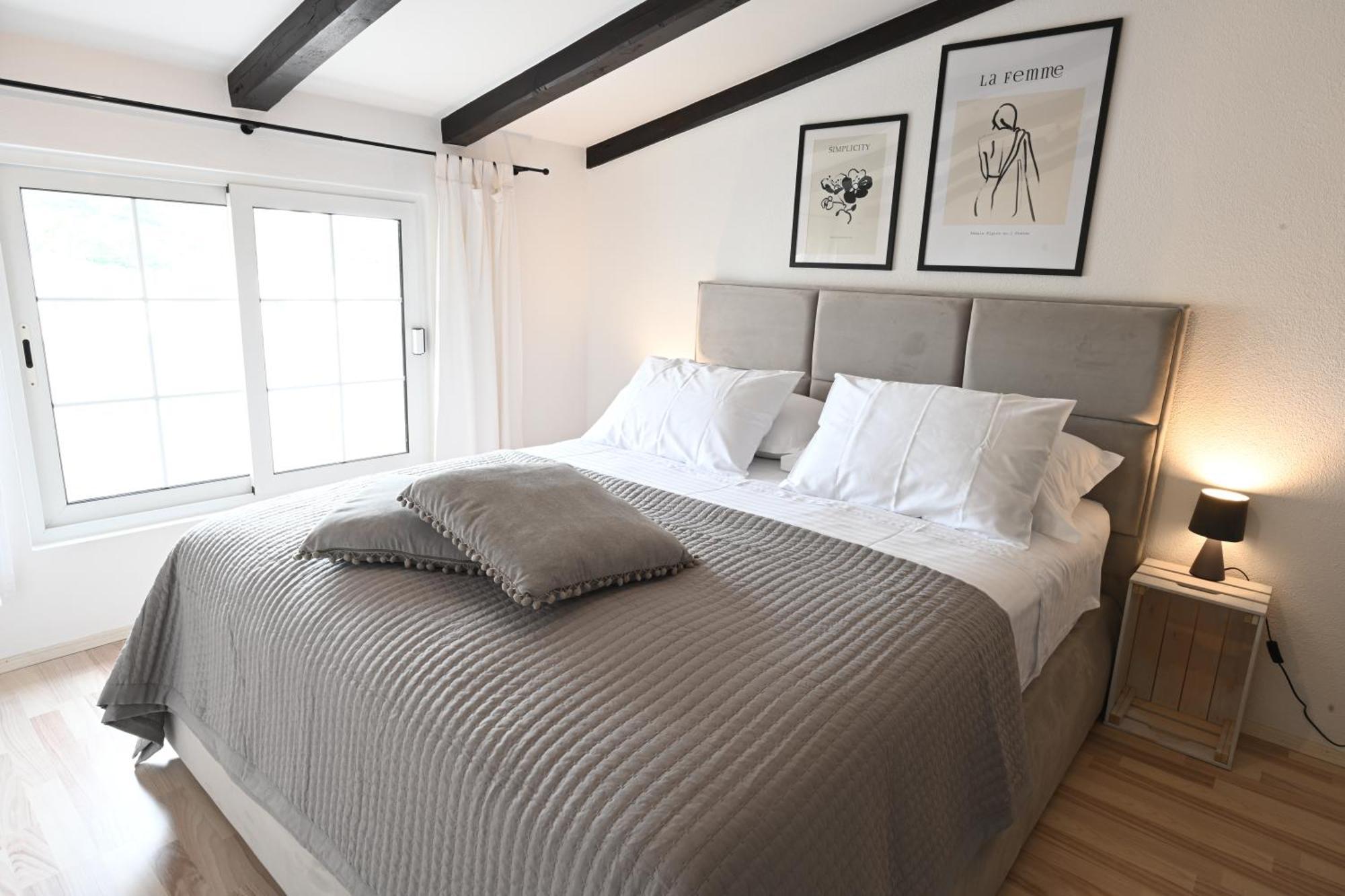 Kokolo Sea View Hvar Apartman